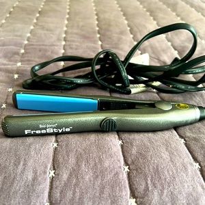 Bio Ionic FreeStyle hair iron